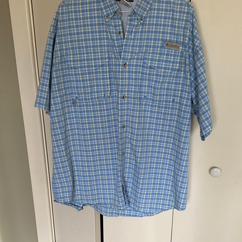 Columbia Men's Light Blue Checkered Shirt